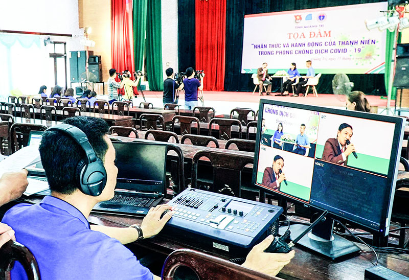 Ứng dụng những công nghệ mới vào các hoạt động của Đoàn - Ảnh: Q.Đ