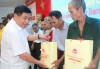 Bộ trưởng Bộ Kế hoạch và Đầu tư Nguyễn Chí Dũng thăm và tặng quà cho gia đình có công với cách mạng tại Quảng Trị