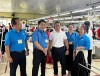 Đại diện lãnh đạo LĐLĐ tỉnh thăm hỏi tình hình đời sống, việc làm của đoàn viên, người lao động Công ty CP Phát triển May mặc Miền Trung - Ảnh: H.C
