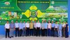 Đoàn công tác HND tỉnh chụp ảnh lưu niệm tại Tập đoàn Quế Lâm