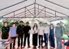 Ấm áp nghĩa tình Mặt trận Nam Gianh với những người đang góp phần tri ân các anh hùng liệt sĩ.