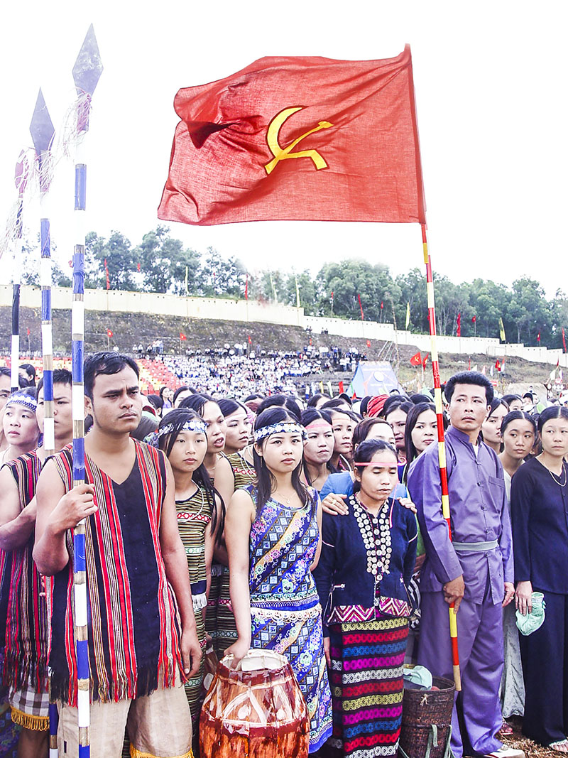 Đoàn kết một lòng . Ảnh: P.V