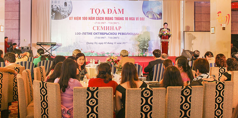 Đồng chí Mai Thức, Phó Chủ tịch Thường trực UBND tỉnh phát biểu tại buổi tọa đàm