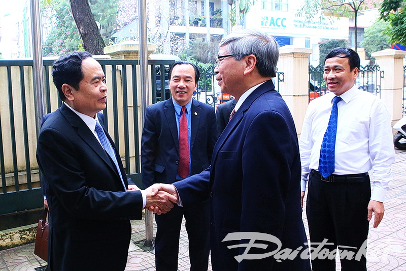 Ủy viên Trung ương Đảng, Chủ tịch UBTƯ MTTQ Việt Nam Trần Thanh Mẫn và ông Đặng Vũ Minh, Chủ tịch Liên hiệp các Hội Khoa học và Kỹ thuật Việt Nam.