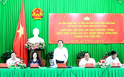 Ông Trần Thanh Mẫn, Ủy viên Trung ương Đảng, Chủ tịch Ủy ban Trung ương MTTQ Việt Nam phát biểu tại buổi làm việc