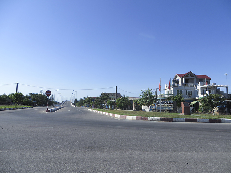 Hạ tầng giao thông ở vùng biển Gio Linh đã được xây dựng đồng bộ. Ảnh: PV