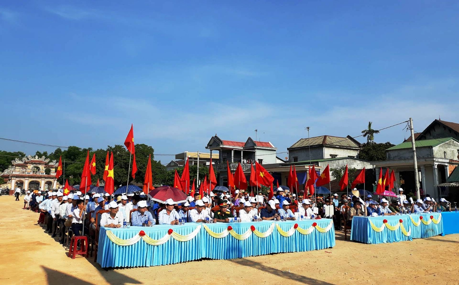 Huyện Hải Lăng tổ chức lễ mít tinh hưởng ứng Tuần lễ quốc gia về nước sạch và vệ sinh môi trường năm 2018