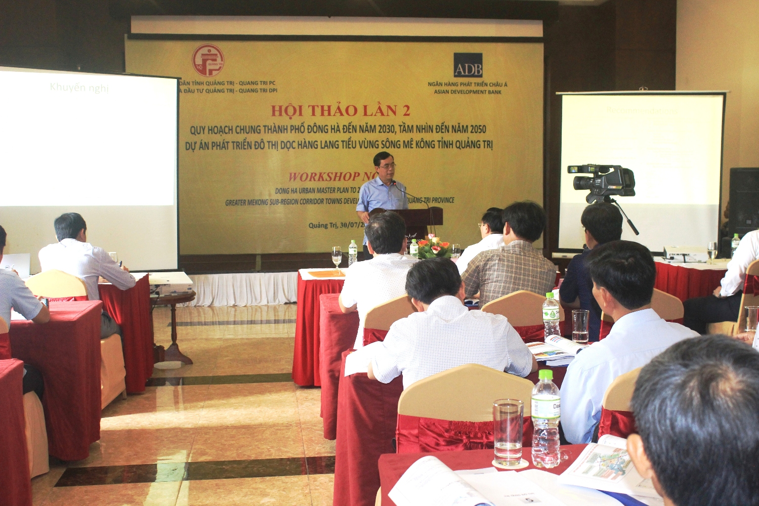 Chủ tịch UBND tỉnh Nguyễn Đức Chính đề nghị, quy hoạch chung cần phải bám sát dự báo phát triển cũng như định hướng phát triển thành phố Đông Hà trở thành một thành phố xanh, thích ứng với biến đổi khí hậu, văn minh, an toàn và đáng sống.