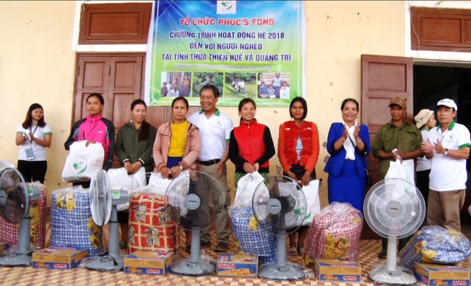 Đây là hoạt động có ý nghĩa thiết thực của tổ chức Phuc’s Fon Na Uy-Thừa Thiên Huế góp phần động viên các hộ dân người đồng bào dân tộc thiểu số ở xã Hướng Tân vươn lên trong cuộc sống.