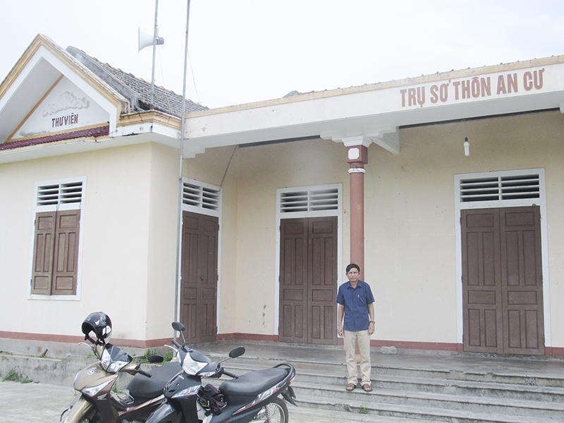 Nhà sinh hoạt văn hóa cộng đồng và thư viện thôn An Cư do bà Nguyễn Thị Ngọc Oanh đầu tư xây dựng