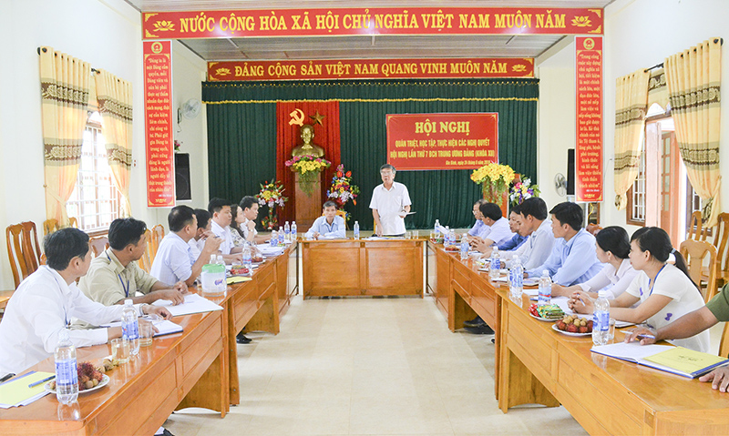 Đoàn Ban Pháp chế HĐND tỉnh làm việc với các địa phương tìm giải pháp nâng cao chất lượng đội ngũ những người hoạt động không chuyên trách ở cơ sở