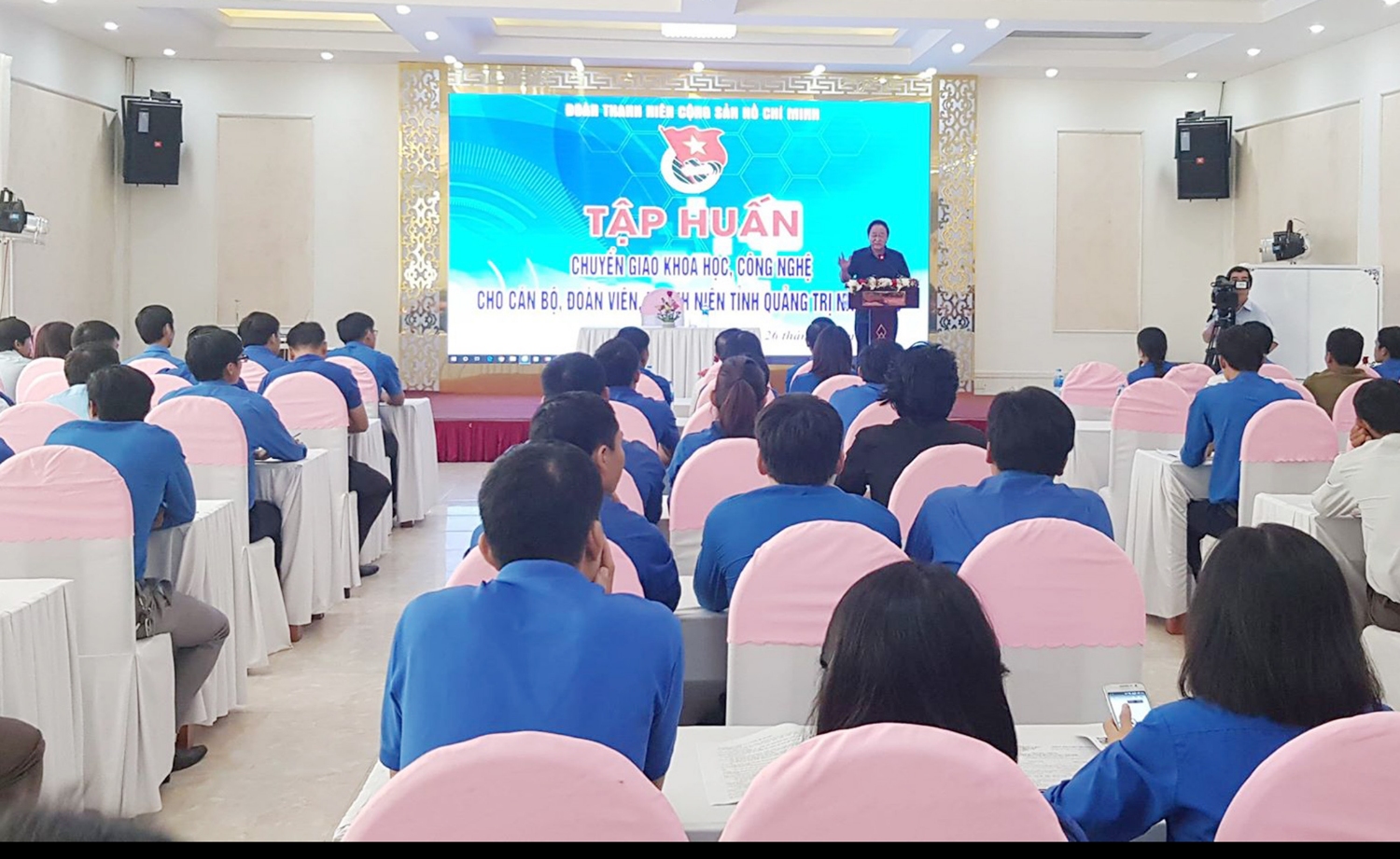 Giáo sư Nguyễn Lân Hùng tại buổi tập huấn