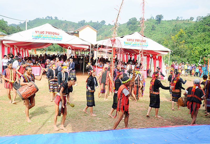 Ngày hội đại đoàn kết toàn dân tại bản Ka Tăng