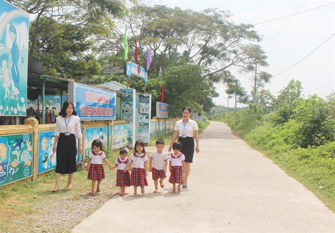 Con đường mới đi qua nhà mẫu giáo xã Triệu Long được đưa vào sử dụng