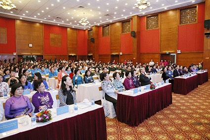 Các lãnh đạo, nguyên lãnh đạo Đảng, Nhà nước tới dự Lễ trao Giải.