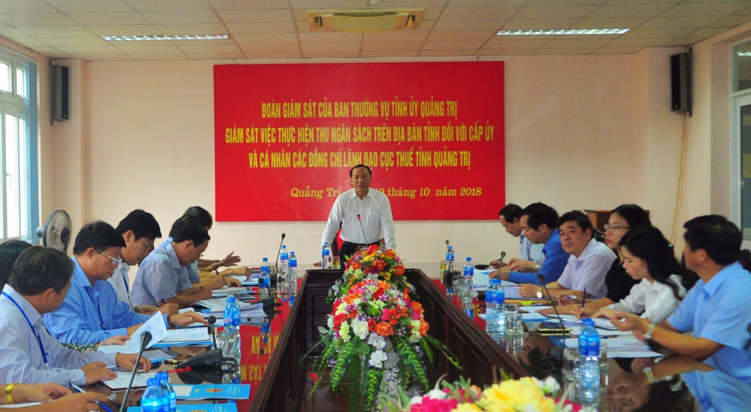 Đồng chí Bí thư Tỉnh ủy cũng thẳng thắn chỉ ra những  hạn chế trong việc thực hiện nhiệm vụ của cấp ủy, cá nhân lãnh đạo Cục Thuế tỉnh