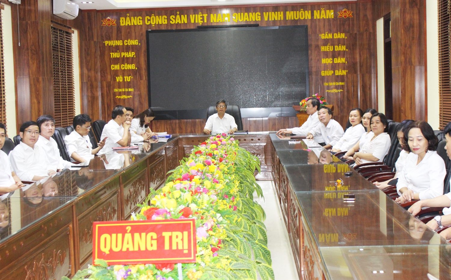 Các đại biểu dự lễ ra mắt tại điểm cầu Quảng Trị