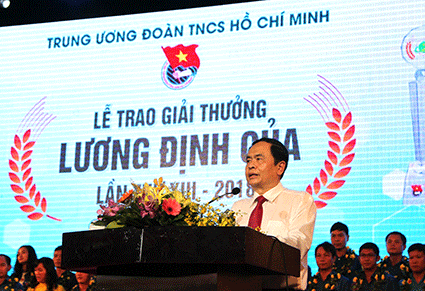 Chủ tịch Trần Thanh Mẫn phát biểu chỉ đạo tại Lễ trao Giải thưởng Lương Định Của lần thứ 13.