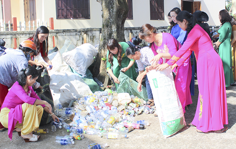 Mô hình CLB “Tiết kiệm ve chai ủng hộ phụ nữ nghèo” ngày càng được nhân rộng ở Hướng Hóa