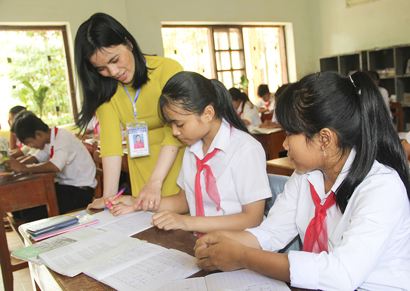 Tận tụy vì học sinh thân yêu