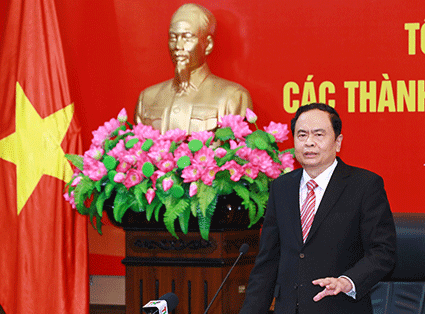 Ông Trần Thanh Mẫn, Bí thư Trung ương Đảng, Chủ tịch Ủy ban Trung ương MTTQ Việt Nam  phát biểu tại Hội nghị