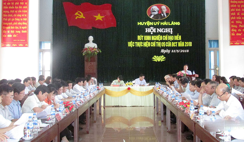 Hội nghị rút kinh nghiệm chỉ đạo điểm trong thực hiện Chỉ thị 05 của Bộ Chính trị tại huyện Hải Lăng