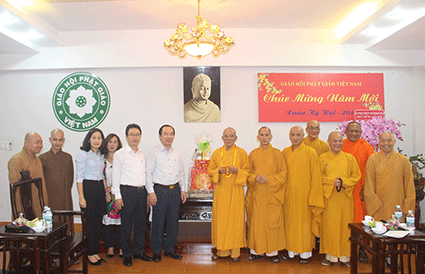 Phó Chủ tịch Ngô Sách Thực thăm, chức Tết tại Văn phòng 2,  Trung ương Giáo hội Phật giáo Việt Nam