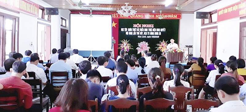 Đội ngũ cán bộ thường xuyên được học tập, tìm hiểu các chủ trương của Đảng, chính sách, pháp luật của Nhà nước​