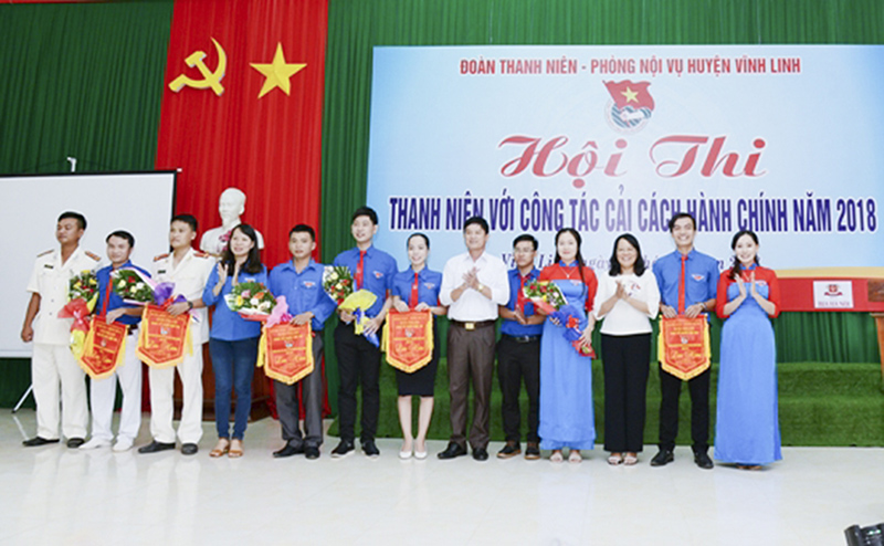Thanh niên Vĩnh Linh nâng cao trình độ chuyên môn từ các cuộc thi tìm hiểu công tác CCHC​