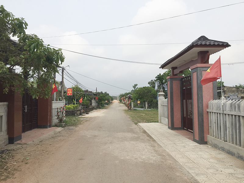 Một trục đường chính trong khu dân cư thôn Phường Cội​