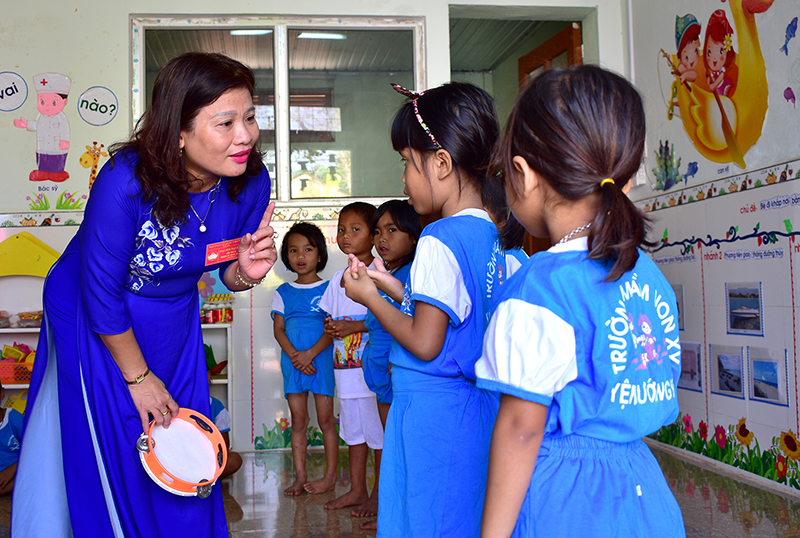 Cô Minh có nhiều đóng góp tích cực cho sự nghiệp giáo dục ở vùng cao​