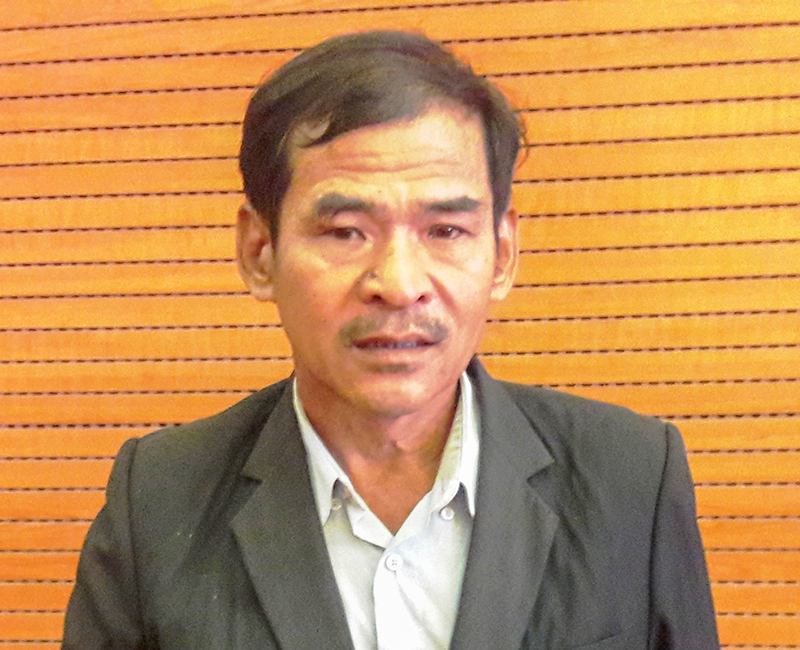 Lão nông khuyết tật hiến đất làm đường