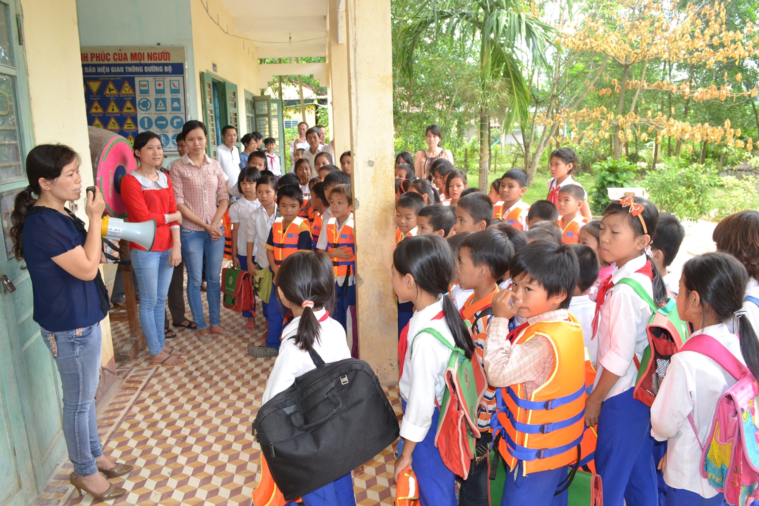 Xây dựng cộng đồng an toàn từ việc giáo dục phòng tránh tai nạn thương tích ngay từ trong trường học​