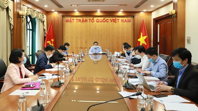 Chủ tịch UBTƯ MTTQ Việt Nam Trần Thanh Mẫn chủ trì cuộc họp.