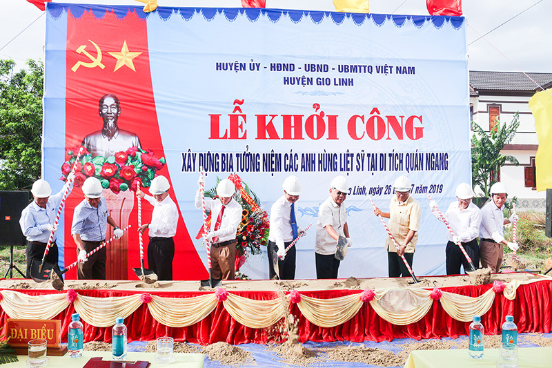 Khởi công xây dựng Nhà bia tưởng niệm các anh hùng liệt sĩ tại Di tích Quán Ngang. Ảnh: HNK