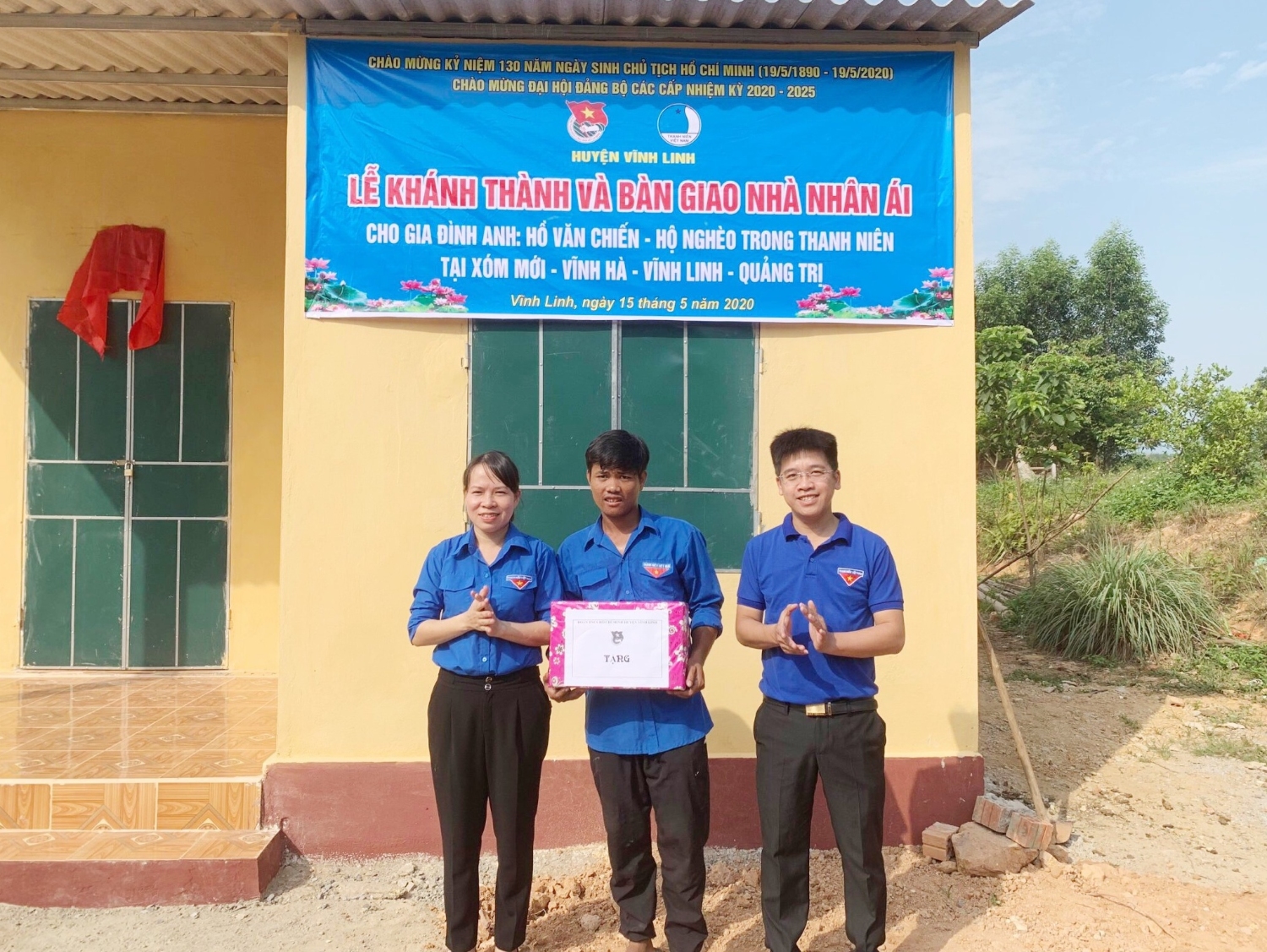 Bàn giao công trình nhà ở  với tổng kinh phí xây dựng hơn 70 triệu đồng​- Ảnh: Nguyễn Trang