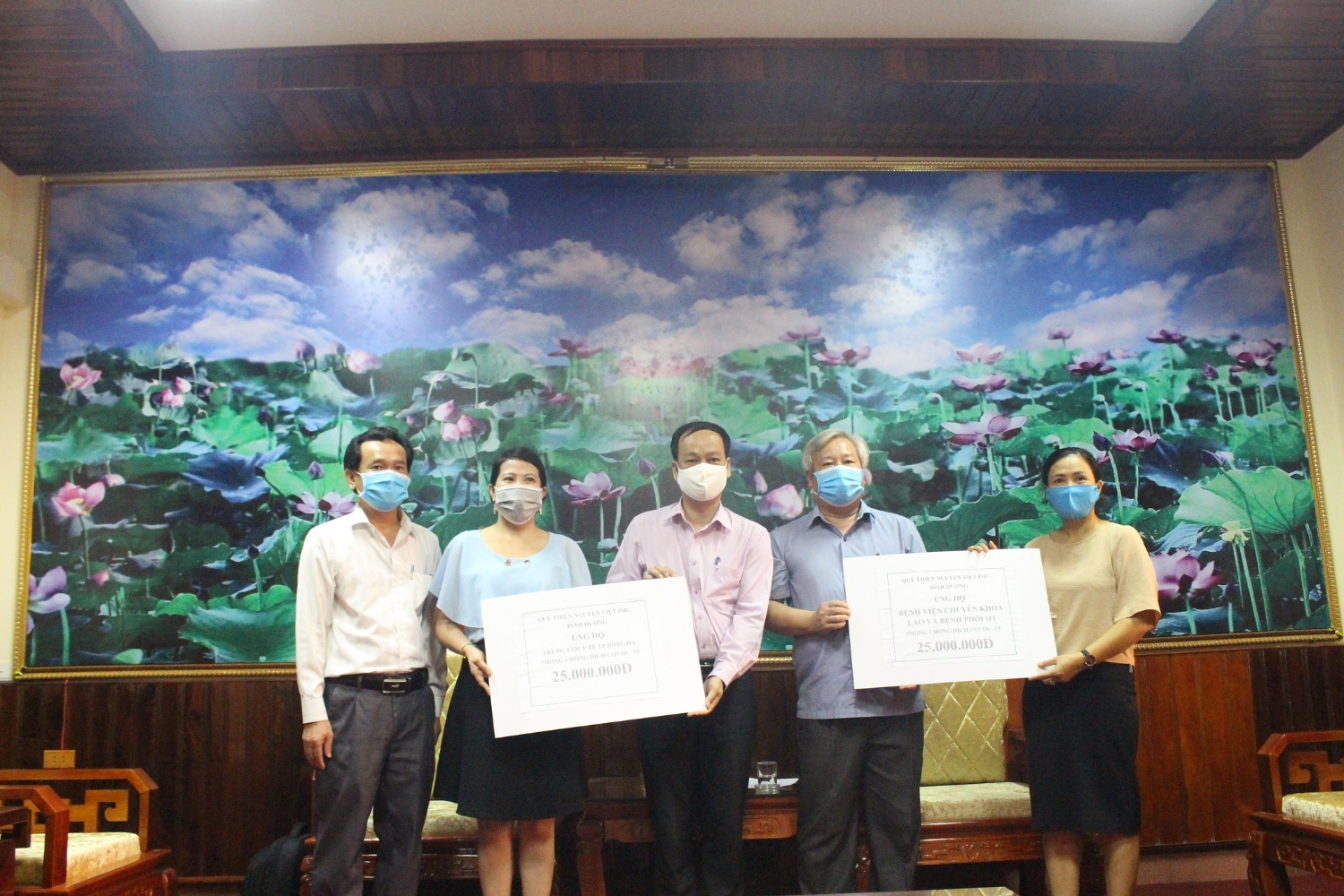 quy thien nguyen viet phu ung ho covid 19