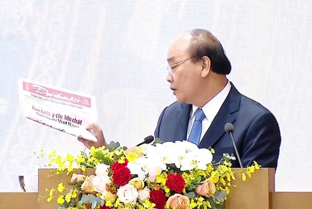 Biến nguy thành cơ, vượt qua thách thức