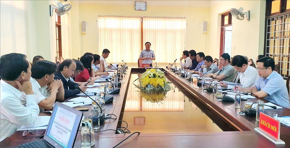 Phó Chủ tịch UBND tỉnh Lê Đức Tiến phát biểu tại phiên họp Hội đồng KH&CN tỉnh. Ảnh: Hải Yến