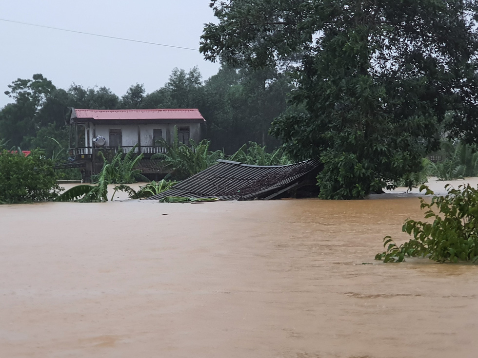 Mô hình nhà chống lũ ở xã Hải Lâm. Ảnh: Phước Tuần