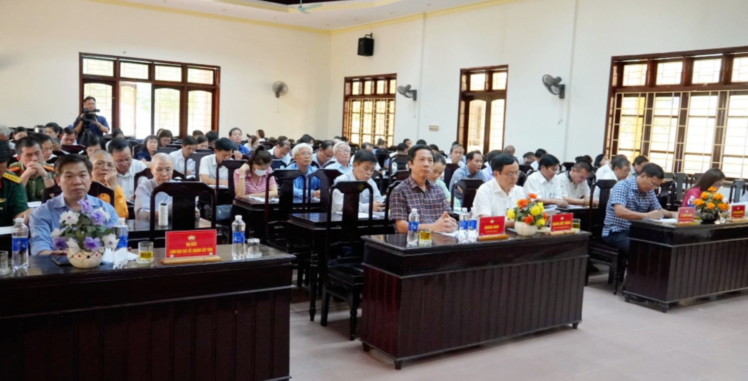 Các đại biểu dự hội nghị sơ kết giữa nhiệm kỳ thực hiện Nghị quyết Đại hội MTTQ Việt Nam tỉnh Quảng Trị lần thứ XII, nhiệm kỳ 2019 – 2024 - Ảnh: N.T