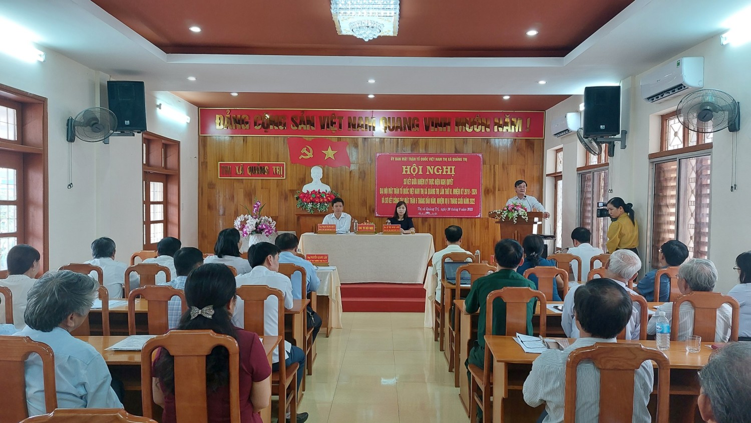 Ông Nguyễn Quang Lâm, Phó Bí thư thường trực Thị uỷ Quảng Trị phát biểu chỉ đạo tại Hội nghị sơ kết giữa nhiệm kỳ thực hiện Nghị quyết Đại hội MTTQ VN thị xã lần thứ VI, nhiệm kỳ 2019 - 2024 