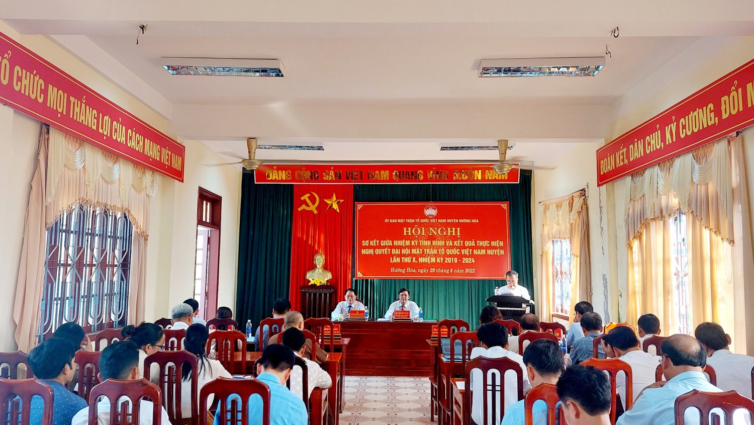 Quang cảnh Hội nghị