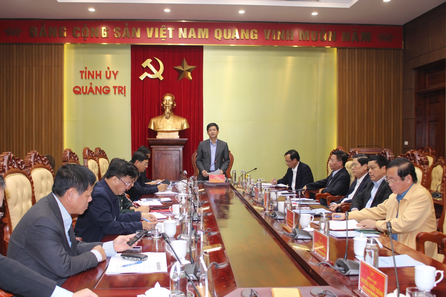 Bí thư Tỉnh ủy Lê Quang Tùng đề nghị Đảng đoàn HĐND tỉnh tăng cường hơn nữa công tác kiểm tra, đôn đốc việc thực hiện các kết luận sau giám sát -Ảnh: T.T