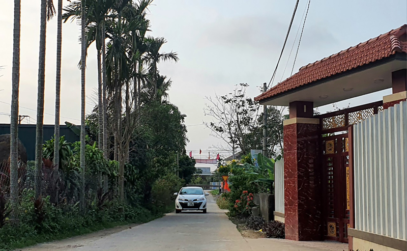 Nông thôn mới ở thôn Trúc Kinh, xã Thanh An ngày càng khang trang một phần nhờ sự chung tay xây dựng của đảng viên sinh hoạt nơi cư trú - Ảnh: T.L