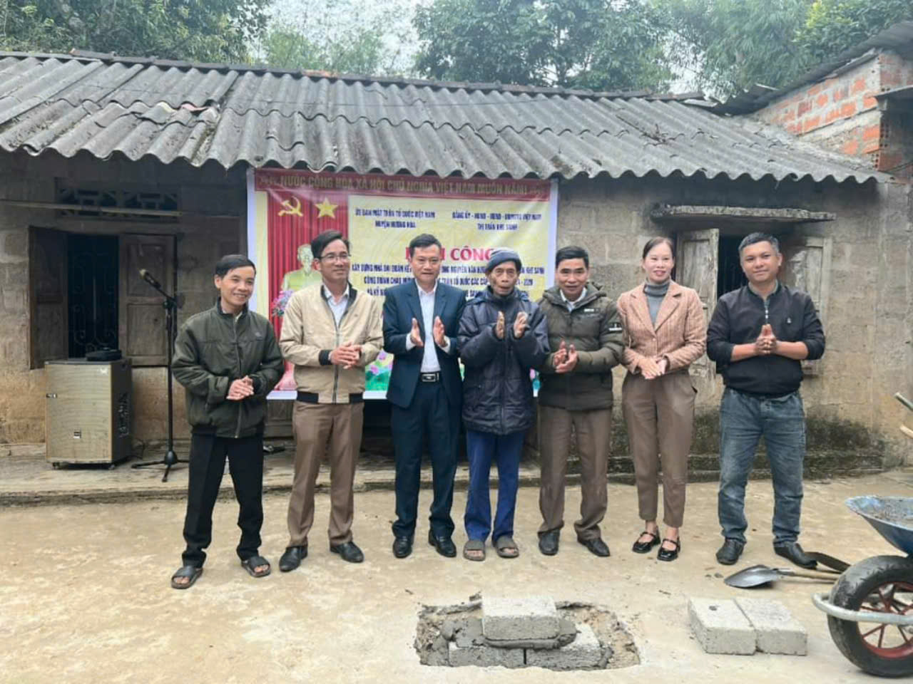 Uỷ ban MTTQ Việt Nam thị trấn Khe Sanh khởi công nhà đại đoàn kết cho hộ nghèo