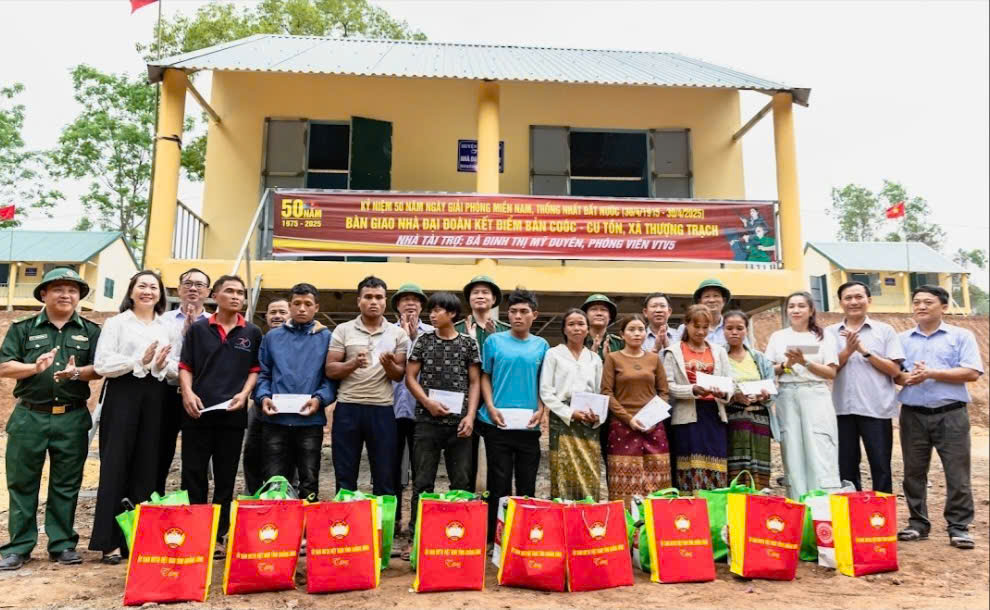 Khánh thành Xoá nhà tạm tại xã Tân Thượng Trạch