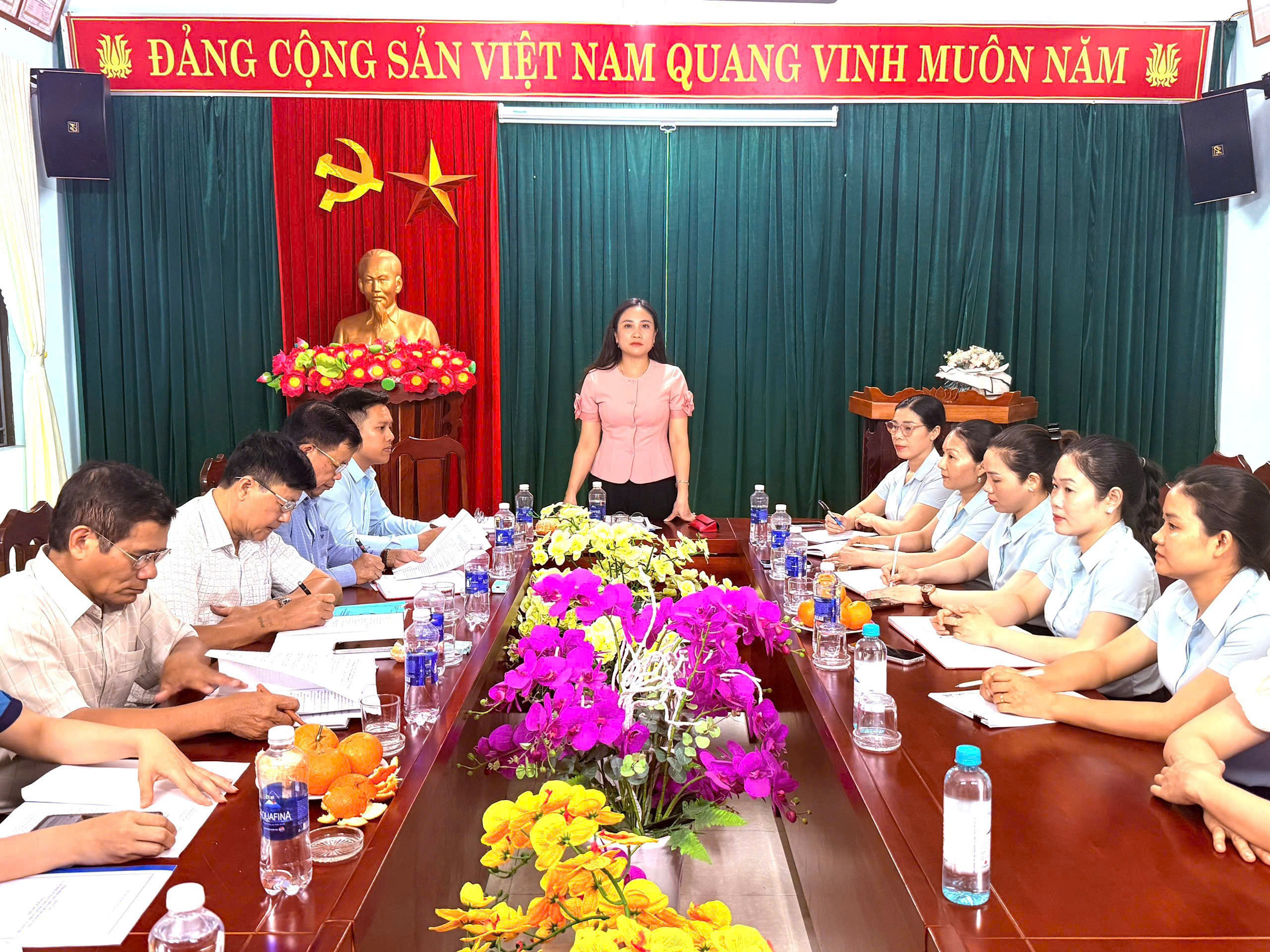 Đoàn giám sát tại Trường Mầm non Quảng Văn