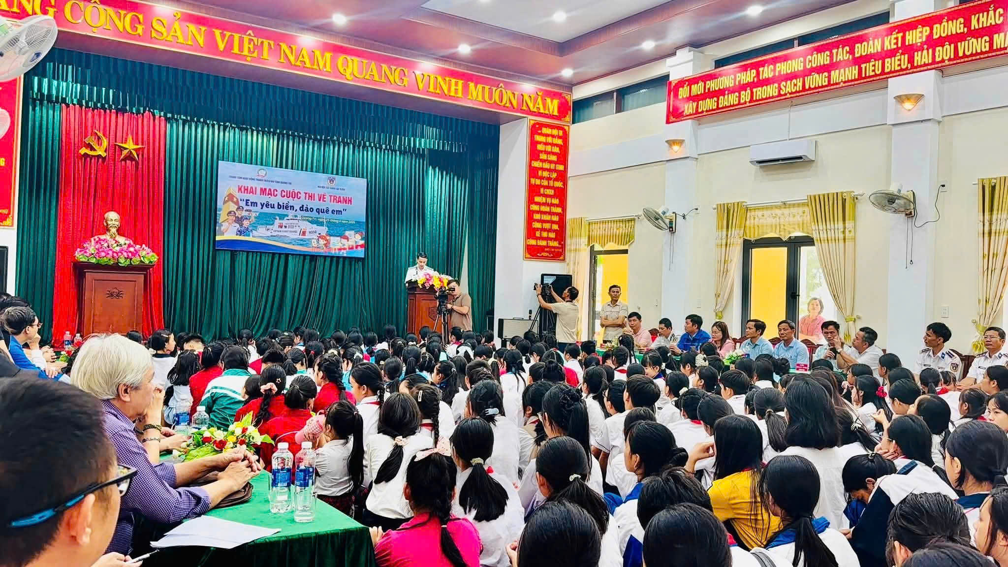 Toàn cảnh buổi lễ khai mạc cuộc thi