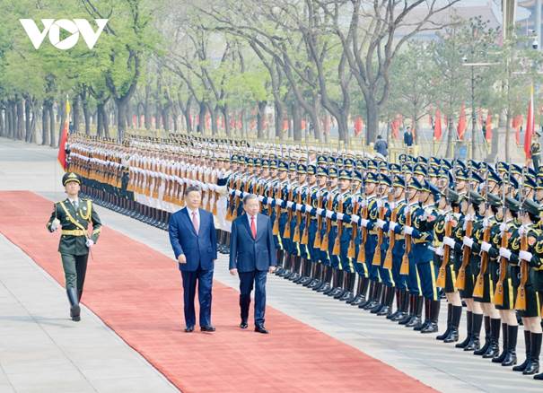 le don trong the tong bi thu, chu tich nuoc to lam tham cap nha nuoc den trung quoc hinh anh 7